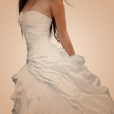 Limpeza + Caixa de Conservação de vestido de noiva tipo Princesa - Like New